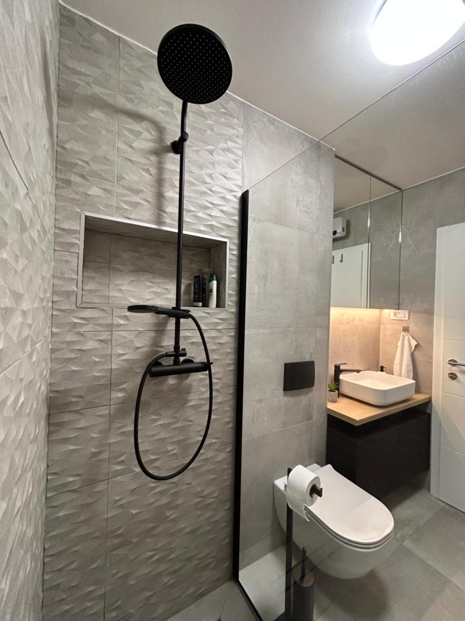 Apartment Oris, Private Parking, Garden Zadar Exterior foto